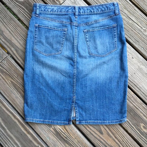 Gap Just Above the Knee Denim Skirt S5 - Picture 2 of 8